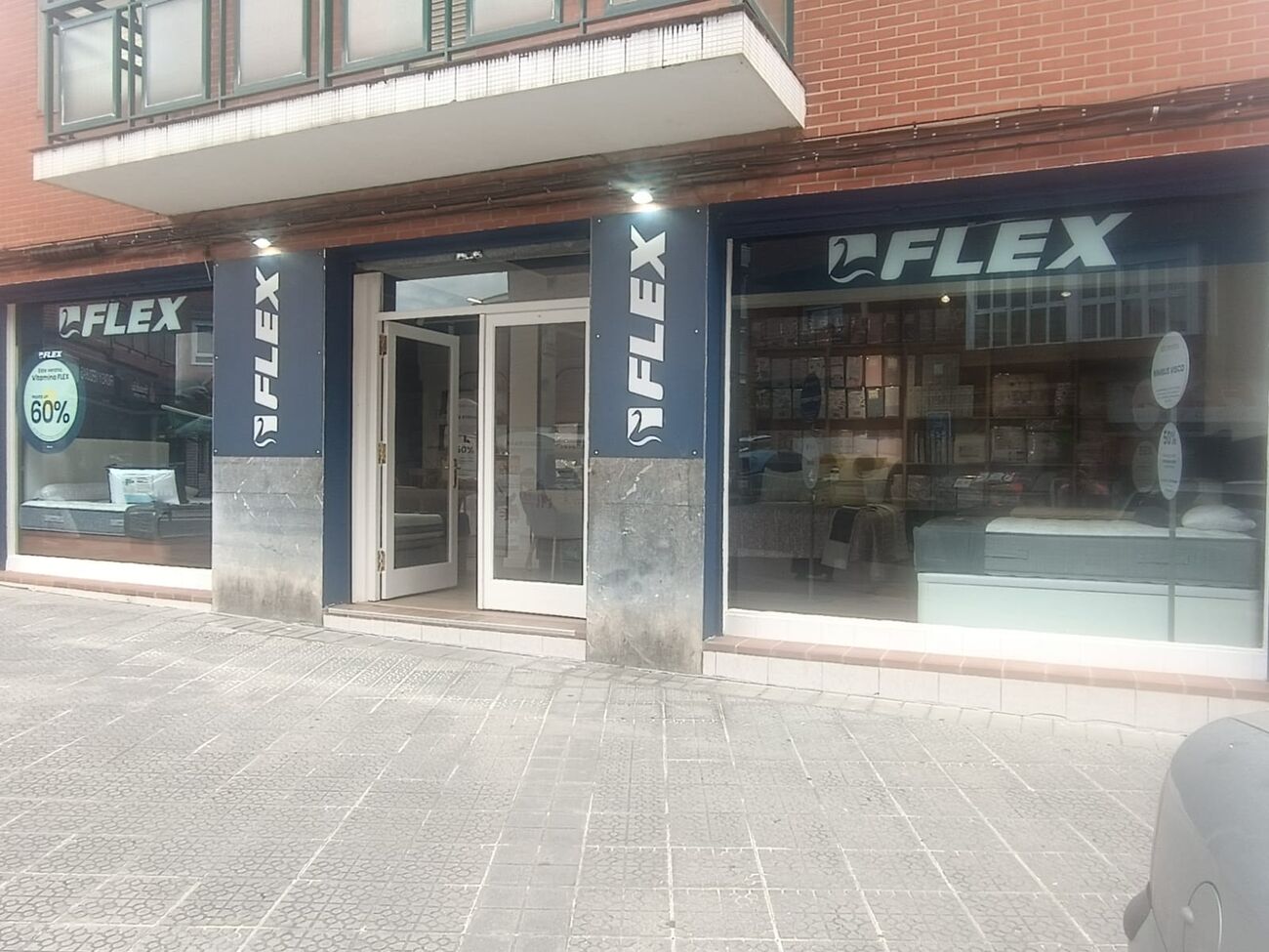 Exterior tienda de colchones flex Vizcaya - Algorta